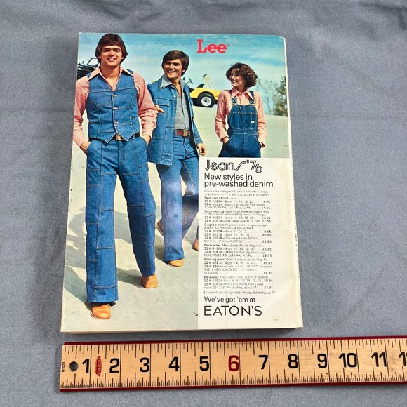 Eaton's Spring & Summer 1976 Catalog Vintage Fashion & Home Goods 698 Pages - Picture 12 of 12